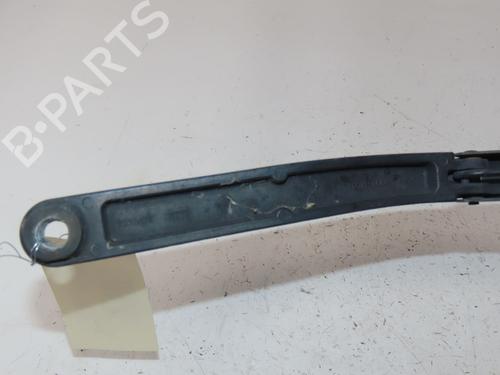 Used Front windshield wiper arm Front windshield wiper arm 38410567 38410567