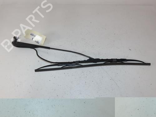 Used Front windshield wiper arm Front windshield wiper arm 36849808 36849808