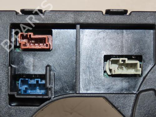 steering-column-stalk-citroen-c4-picasso-i-mpv-ud_-2006-2007-2008-2009-2010-2011-2012-2013-2014-2015-32486896 main image