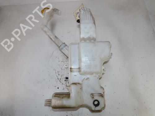 Used Windscreen washer tank RENAULT KADJAR (HA_, HL_) 1.5 BLUE dCi 115 (HLA6) (116 hp) 29442485