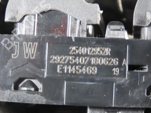 Used Left front window switch RENAULT MEGANE IV Grandtour (K9A/M/N_) 1.5 dCi 110 (110 hp) 30333294