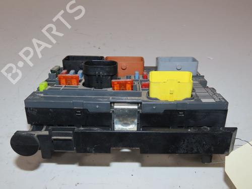 Used Fuse box Fuse box PEUGEOT PARTNER Box Body/MPV 1.6 HDi (75 hp) 33835792 33835792