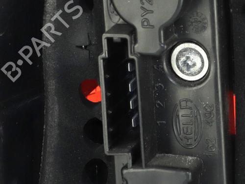 right-taillight-ford-s-max-wa6-18-tdci-1467472-2006-2007-2008-2009-2010-2011-2012-2013-2014-18327217 main image