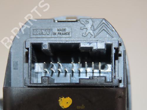 Used Left front window switch PEUGEOT 306 Hatchback (7A, 7C, N3, N5) 2.0 HDI 90 (90 hp) 31277349