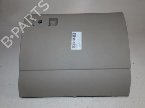 Used Glove box VW GOLF VII (5G1, BQ1, BE1, BE2) 2.0 TDI (150 hp) 19271418