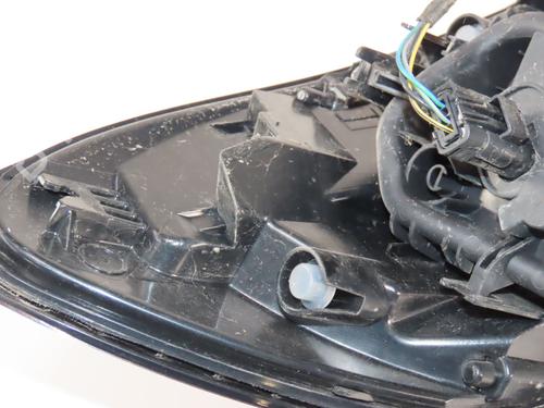 Used Right taillight Right taillight RENAULT CAPTUR I (J5_, H5_) 1.2 TCe 120 (118 hp) 36172252 36172252
