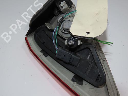 Used Right taillight Right taillight RENAULT LAGUNA III (BT0/1) 2.0 dCi (BT07, BT0J, BT14, BT1A, BT1S) (131 hp) 33222227 33222227