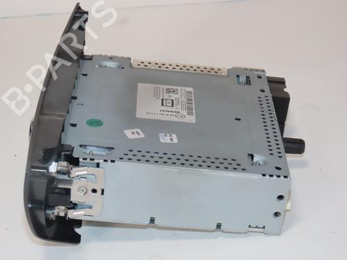 Used Radio RENAULT LAGUNA III Grandtour (KT0/1) 2.0 dCi (KT0M, KT0N, KT0S, KT19, KT1F) (173 hp) 30404688