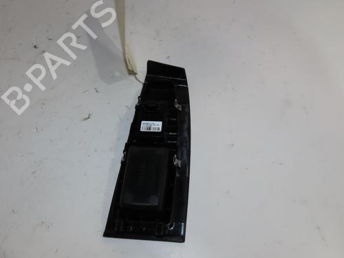 right-rear-window-switch-bmw-2-gran-tourer-f46-216-d-61319208107-2014-19061810 main image