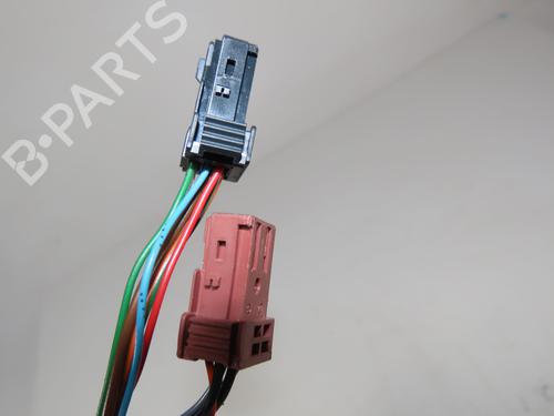 Used Right mirror Right mirror PEUGEOT 5008 (0U_, 0E_) 2.0 HDi 150 / BlueHDi 150 (150 hp) 33008899 33008899