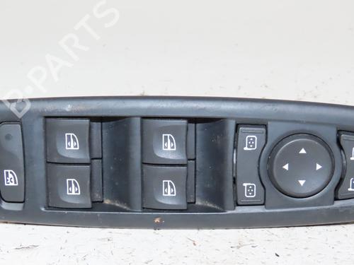 Used Left front window switch RENAULT LAGUNA III (BT0/1) 2.0 dCi (BT07, BT0J, BT14, BT1A, BT1S) (131 hp) 23435444