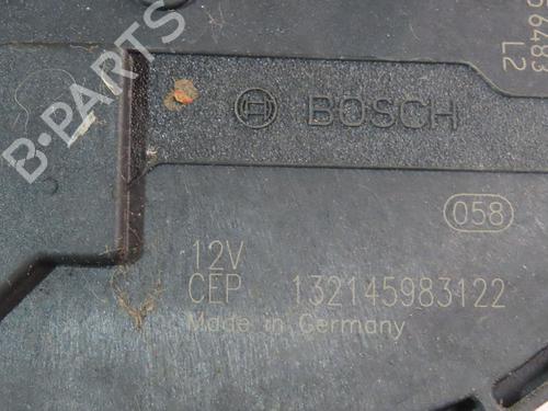 Used Front wiper motor KIA CARENS IV 1.7 CRDi (116 hp) 26405248
