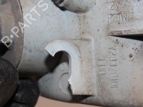 Faro antinebbia posteriore TOYOTA YARIS (_P13_) 1.0 (KSP130_, KSP130) (69 hp) 31325524