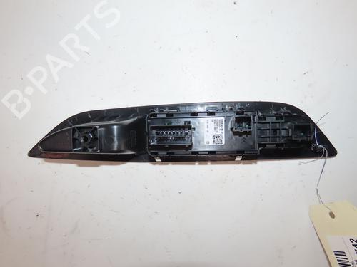Used Left front window switch Left front window switch PEUGEOT 208 II (UB_, UP_, UW_, UJ_) 1.2 PureTech 100 (101 hp) 36758692 36758692