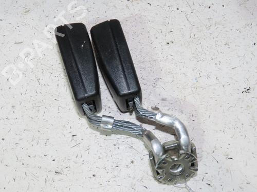 Used Seat buckle VW GOLF VI (5K1) 1.6 TDI (105 hp) 24488041