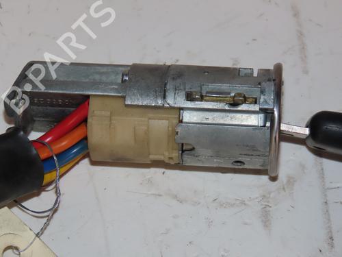 Used Ignition barrel PEUGEOT 106 I (1A, 1C) 1.5 D (58 hp) 29872742