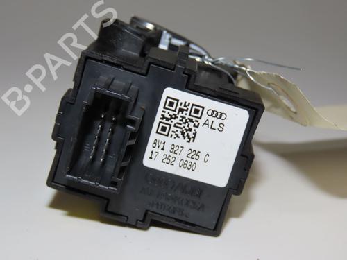 Used Hand brake AUDI A3 Sportback (8VA, 8VF) 1.5 TFSI (150 hp) 20328021