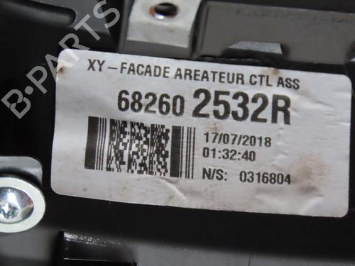 Mittelkonsole RENAULT CAPTUR I (J5_, H5_) 1.3 TCe 150 (J5NK, J5JS) | BP36485540I22 - Image 3