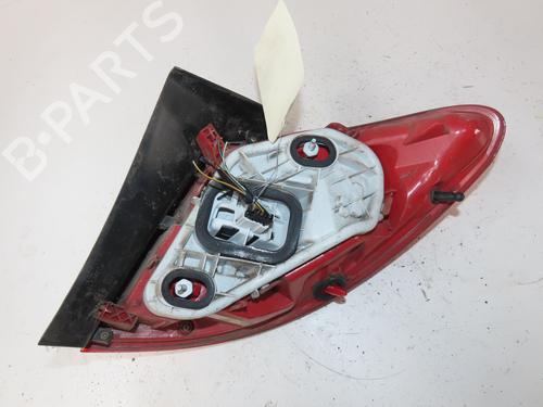 Venstre baglygte Venstre baglygte OPEL MERIVA B MPV (S10) 1.7 CDTI (75) (110 hp) 37597549 37597549