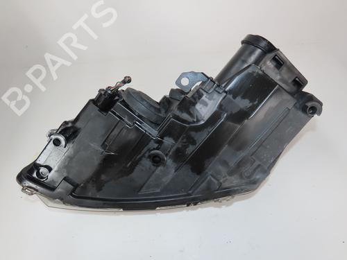 Used Right headlight Right headlight VW GOLF VI (5K1) 1.6 TDI (105 hp) 34573418 34573418