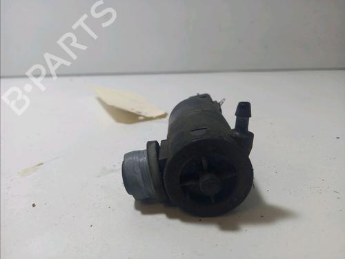Used Washer pump TOYOTA YARIS (_P9_) 1.3 VVT-i (SCP90_, SCP90R) (87 hp) 14901976