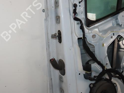 right-front-door-renault-master-iii-van-fv-2010-33970826 main image