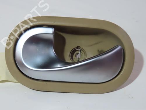 Used Front left interior door handle RENAULT MODUS / GRAND MODUS (F/JP0_) 1.5 dCi (JP0G, JP0H) (106 hp) 17910067