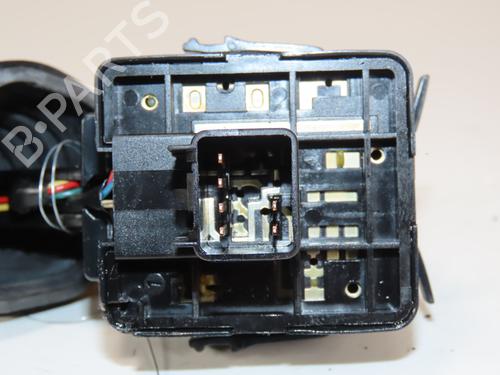 Used Steering column stalk CHEVROLET CAPTIVA (C100, C140) 2.0 D (126 hp) 31747759