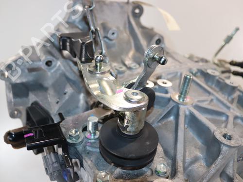 gearbox-mazda-6-hatchback-gh-2007-2008-2009-2010-2011-2012-2013-39221496 main image