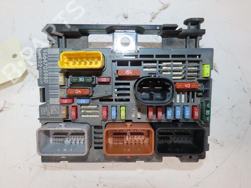 Fuse box CITROËN C5 III Break (RW_) 1.6 HDi 110 | BP38548637E1 - Image 3