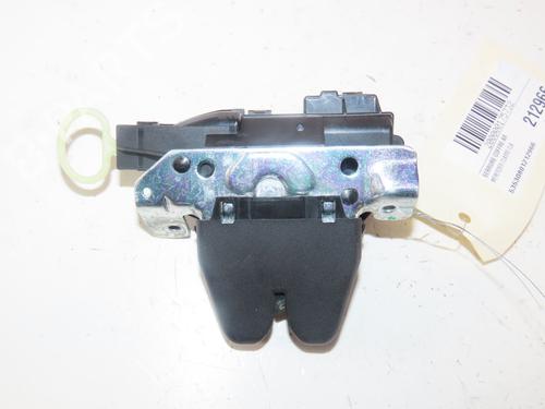 tailgate-lock-mercedes-benz-cla-coupe-c117-2013-2014-2015-2016-2017-2018-2019-37480170 main image