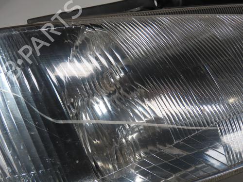 Used Right headlight PEUGEOT 106 II (1A_, 1C_) 1.1 i (60 hp) 31055521