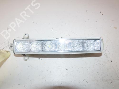 Used Left daytime light Left daytime light 37480175 37480175