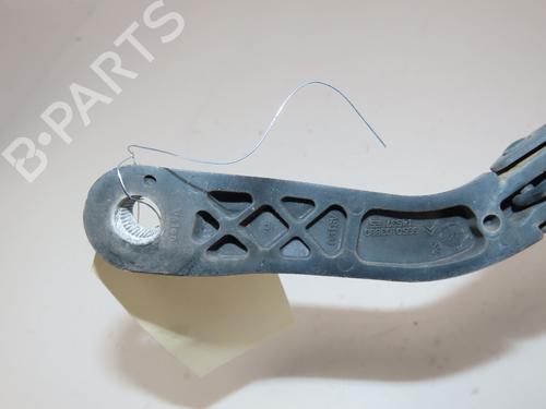 Used Front windshield wiper arm Front windshield wiper arm CITROËN C4 I (LC_) 1.6 HDi (90 hp) 33297903 33297903