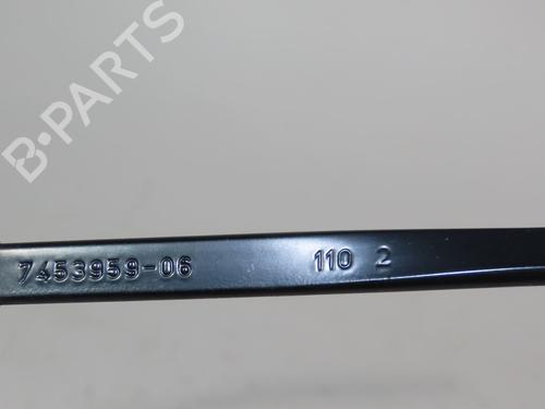 front-windshield-wiper-arm-bmw-1-f40-2019-24302750 main image