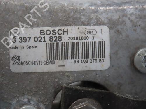 Used Front wiper motor PEUGEOT 308 II (LB_, LP_, LW_, LH_, L3_) 1.5 BlueHDI 100 (102 hp) 29577941