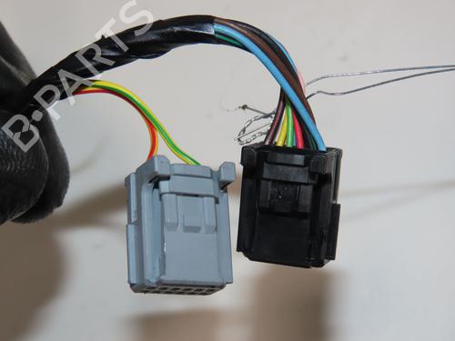 Used Right mirror RENAULT MEGANE IV Hatchback (B9A/M/N_) 1.5 dCi 90 (B9A1) (90 hp) 31605645