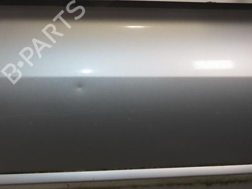 Used Right front door Right front door 38627851 38627851