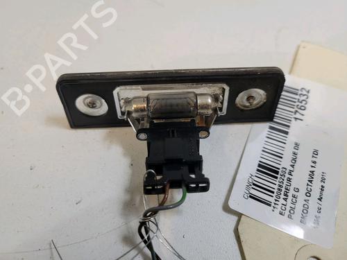 Used Licence plate light SKODA OCTAVIA II Combi (1Z5) 1.6 TDI (105 hp) 14900414