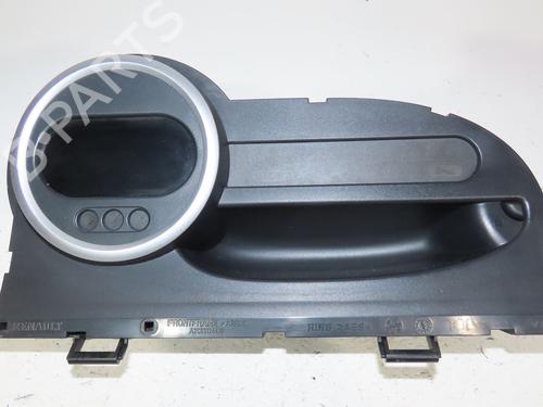 Cockpit RENAULT TWINGO II (CN0_) 1.5 dCi (CN0E) | BP24137627C47 