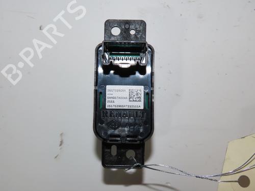 Used Hand brake RENAULT ARKANA I (LCM_, LDN_) 1.6 E-TECH 145 (LDMU) (143 hp) 29551455