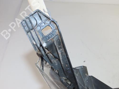 Used Right headlight FORD TRANSIT CONNECT V408 Box Body/MPV 1.6 TDCi (75 hp) 31984413