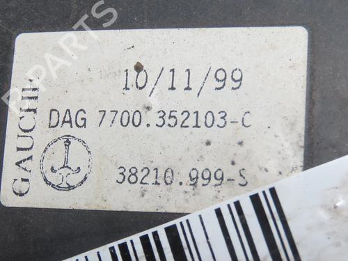 Used Left headlight RENAULT MASTER II Van (FD) 2.5 D (FD0A, FD0E, FD2E, FD3E) (80 hp) 25250797