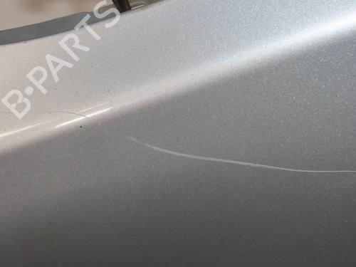 Used Right front fenders Right front fenders 38005109 38005109