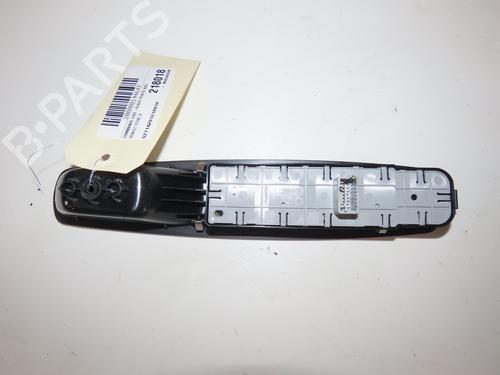 Used Left front window switch Left front window switch RENAULT SCÉNIC III (JZ0/1_) 1.9 dCi (JZ0J, JZ1J, JZ1K, JZ1S) (131 hp) 36054013 36054013