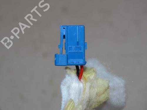 Højre solskærm Højre solskærm PEUGEOT 5008 II (MC_, MJ_, MR_, M4_) 1.5 BlueHDi 130 (MCYHZJ, MCYHZR, MCYHZX) (131 hp) 33770151 33770151