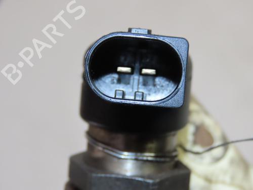 Inyector VW GOLF VI (5K1) 1.6 TDI (105 hp) 32432428