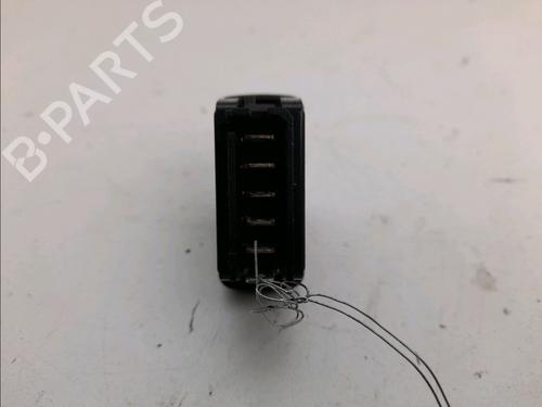 Used Switch RENAULT MEGANE I Cabriolet (EA0/1_) 1.6 16V (EA04, EA0B, EA11, EA1J) (107 hp) 11104994