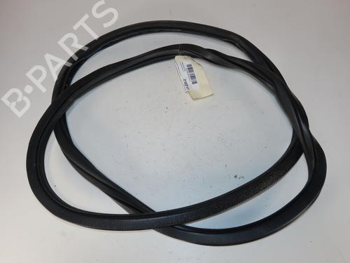 Used Rubber door seal VW POLO V (6R1, 6C1) 1.0 (75 hp) 30955626