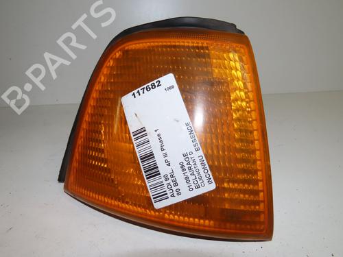 Used Right front indicator AUDI 80 B3 Saloon (893, 894, 8A2) 1.8 S (90 hp) 11220399